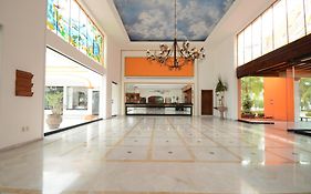 Hotel Misión Colima